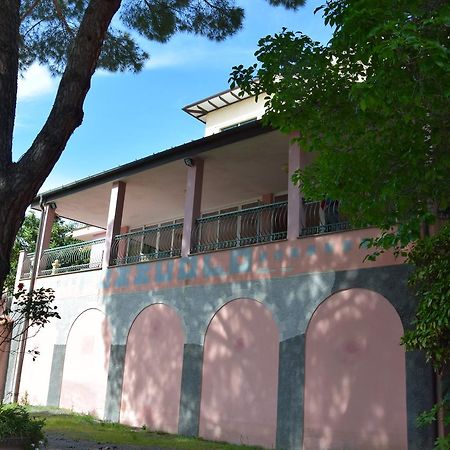 Hotel Pozzuolo Celle Ligure Exterior photo